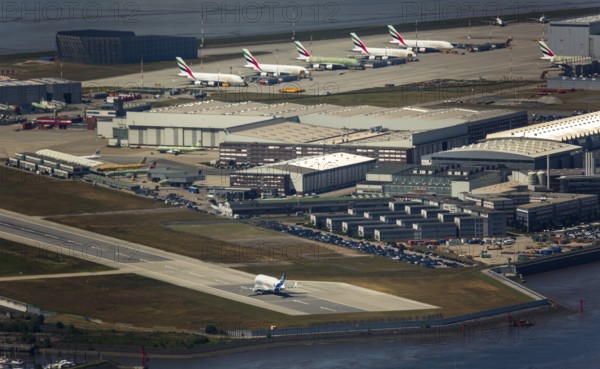 Beluga transport aircraft taking off, Finkenwerder Airport, Finkenwerder Airport, Hamburg, Free and