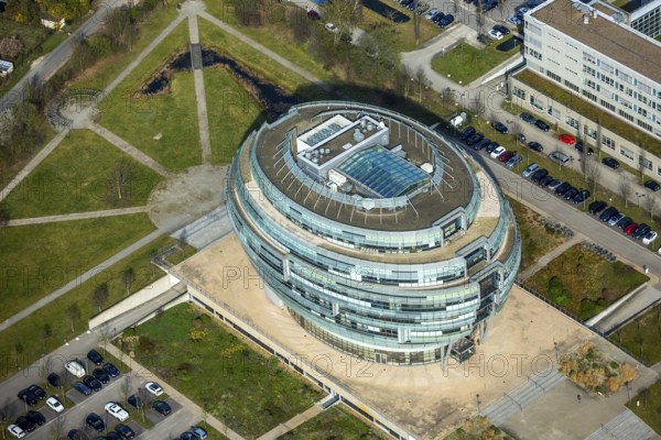 Office tower Heise headquarters in Hanover in spherical shape, Heise Medien GmbH & Co KG, Heise