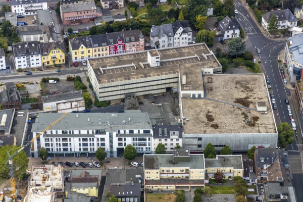 Aerial view, remodelling Friedrichstraße, Hertie ruin, planned demolition, Velbert, Ruhr area,