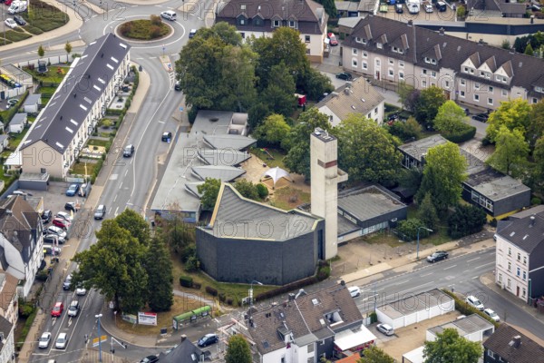 Aerial view, protestant church of peace, protestant kindergarten, upper town, Velbert, Ruhr area,