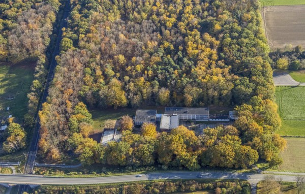 Aerial photo, Janusz-Korczak Förderschule, Im Wald, Möllen, Voerde, Ruhr area, North