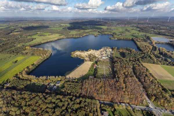 Aerial view, Tenderingssee, lido, gravel works, Möllen, Voerde, Ruhr area, North Rhine-Westphalia,