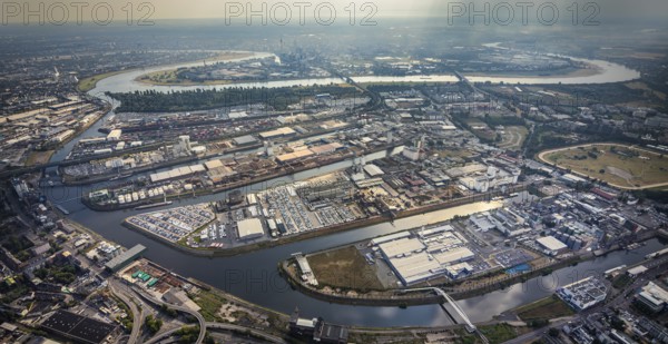 Aerial photo, harbour area, harbour facilities, Obererft, Neuss, city limits Düsseldorf, Rhineland,