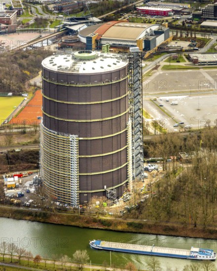 Aerial view, gasometer, repainting, rust protection, event location, former gas storage,