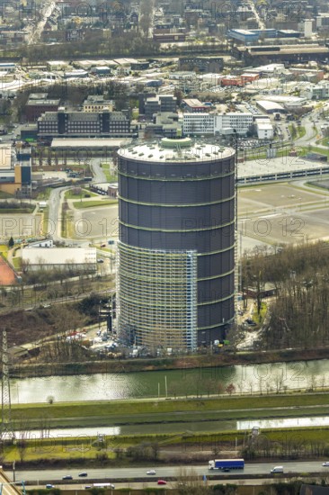 Aerial view, gasometer, repainting, rust protection, event location, former gas storage,