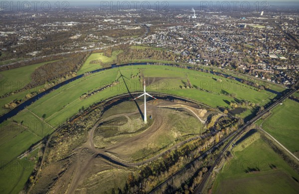 Aerial view, Styrumer Ruhrbogen, Ruhrwiesen, landfill Kolkerhofweg, city triangle
