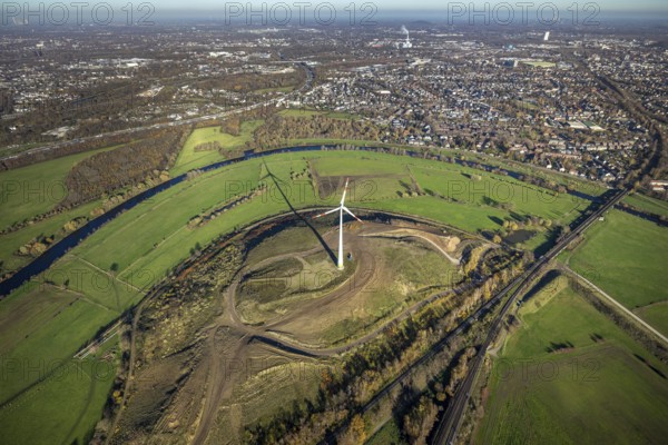 Aerial view, Styrumer Ruhrbogen, Ruhrwiesen, landfill Kolkerhofweg, city triangle