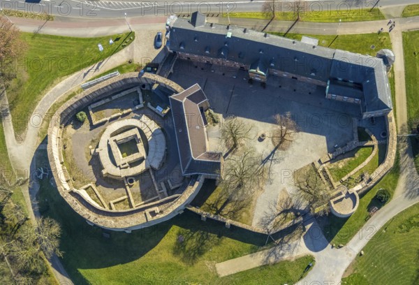 Aerial photo, Broich Castle, left, Ruhr, perpendicular, view, Mülheim an der Ruhr, Ruhr area, North