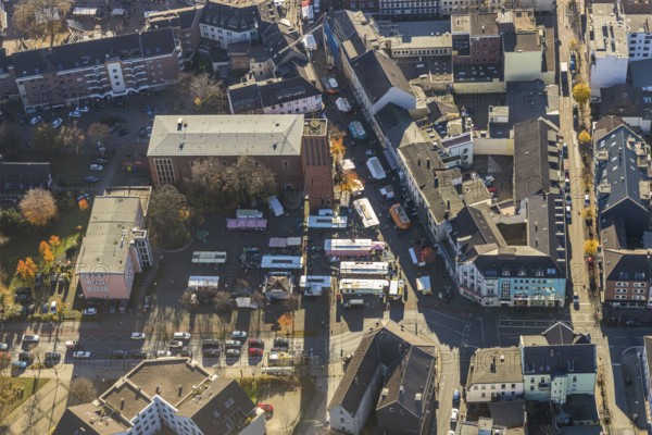 Aerial view, catholic church St. Clemens, big market, market stalls, Sterkrade Mitte, Oberhausen,