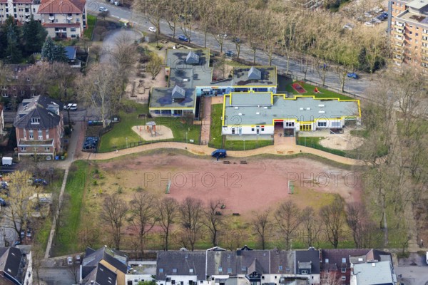 Aerial view, Municipal day care centre Villa Kunterbunt, with extension II, John-Lennon-Platz,