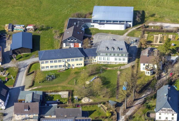 Aerial photo, Catholic primary school Helleferld, Hellefeld, Sundern, Sauerland, North