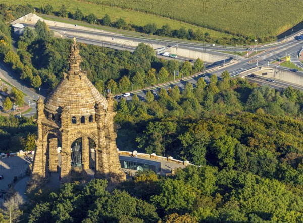 Aerial photograph, Kaiser Wilhelm Monument, Barkhausen, Porta Westfalica, OWL, Ostwestfalen-Lippe,