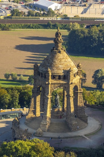 Aerial photograph, Kaiser Wilhelm Monument, Barkhausen, Porta Westfalica, OWL, Ostwestfalen-Lippe,