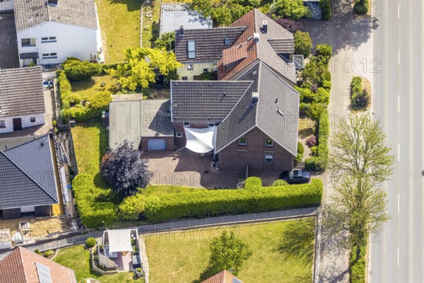Aerial view, residential building at Westönner Straße 21, Westönnen, Werl, Soester Börde, North