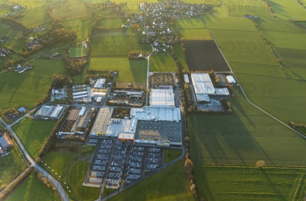 Aerial view, Processionsweg industrial estate, Möbel Turflon, car parks, Werl, North