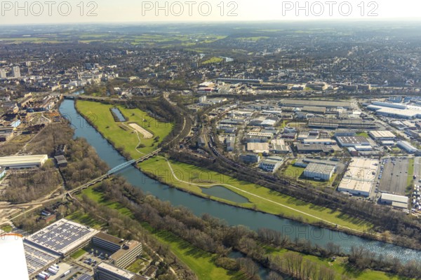 Aerial view, industrial area Broich Castle and Gerwegegebiet Hafen Nord, Linksruhr, Mülheim an der