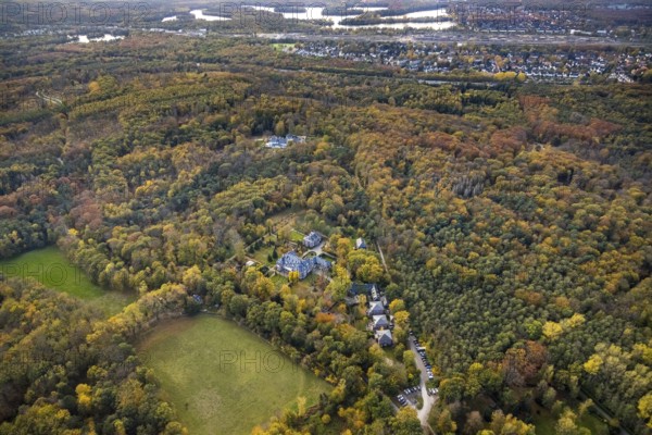 Aerial view, Landhaus Thyssen in the forest area, Großenbaumer Straße, Saarn - West, Mülheim an der