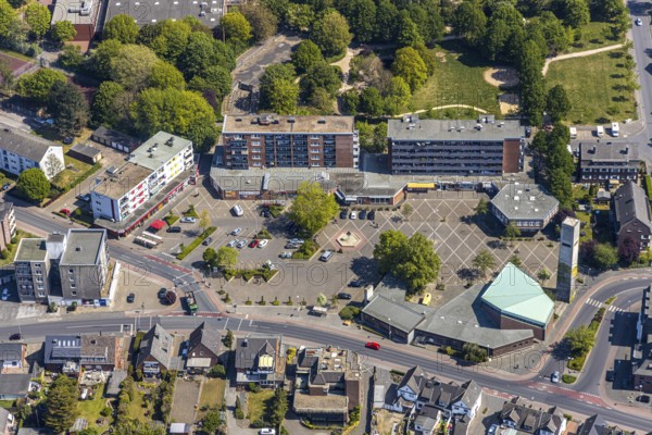 Aerial view, Feldmark market square, Friedenskirche Protestant church, Wesel, Ruhr area, Lower