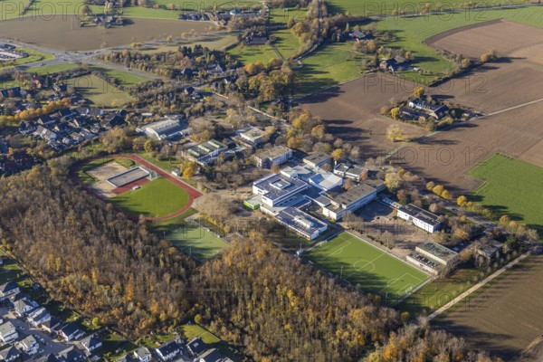 Aerial view, school centre, municipal comprehensive school, Theodor-Heuss-Schule, Haarbeckschule,