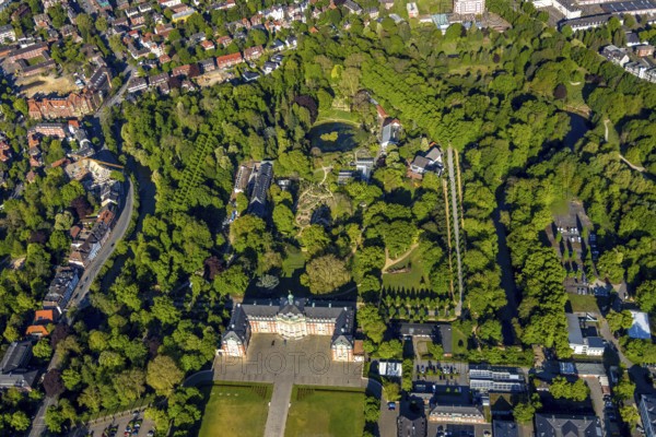 Aerial view, Westfälische Wilhelms-Universität Münster, Schlossplatz, Botanischer Garten,