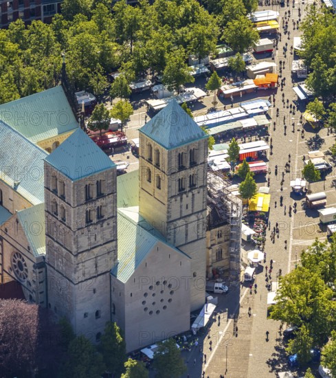 Aerial view, old town, Cathedral of St. Paul, cathedral square, market square, Münster,