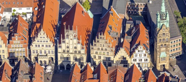 Aerial view, Prinzipalmarkt, historic town hall, Stadthausturm, overwater, Münster, Münsterland,