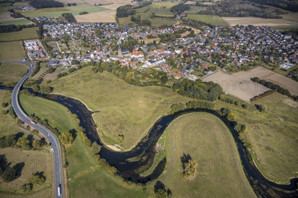Aerial view, river Lippe, Lippe meadows, nature reserve, bridge Heintroper Straße over the Lippe,