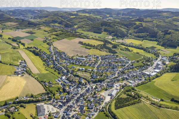 Aerial view, local view Elspe, Lennestadt, Sauerland, North Rhine-Westphalia, Germany, educational