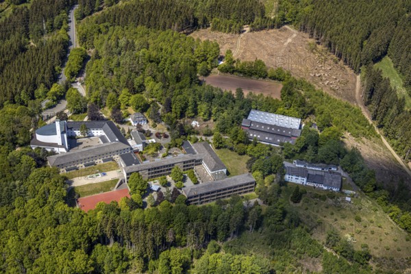 Aerial photo, Private Gymnasium Maria Königin, Jugendhof Pallotti Lennestadt, Mission House,