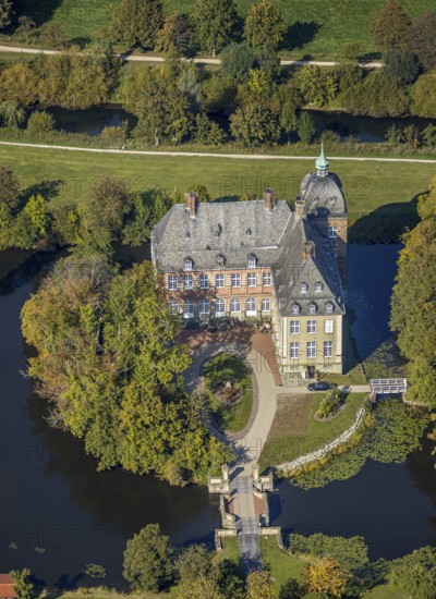 Aerial view, moated castle Hovestadt, baroque garden, Hovestadt, Lippetal, district Soest, North