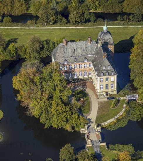Aerial view, moated castle Hovestadt, baroque garden, Hovestadt, Lippetal, district Soest, North