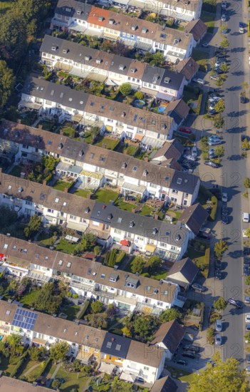 Aerial view, terraced housing estate Mercklinghausstraße, Lippstadt, Kreis Soest, North
