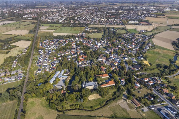 Aerial view, Gymnasium Schloss Overhagen, local view Overhagen, Lippstadt, Kreis Soest, North