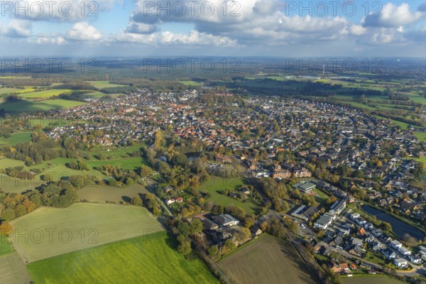 Aerial view, town view, town hall Schermbeck, Weseler Straße, Schermbeck, Ruhr area, North