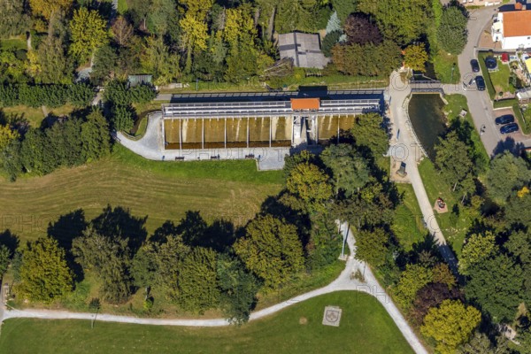 Aerial photograph, Salzkotten salt works in the spa garden, Salzkotten, OWL, Ostwestfalen-Lippe,