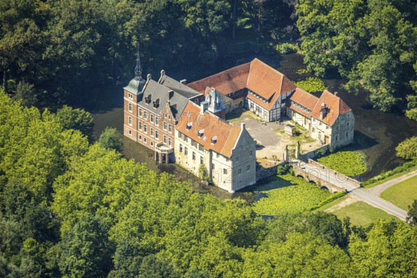Aerial view, Schloss Senden, moated castle, Senden, Münsterland, North Rhine-Westphalia, Germany,