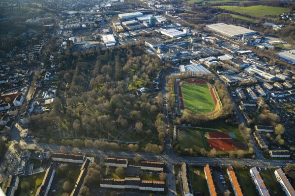 Aerial view, sports ground of the Linderhausen football club, Jesinghauser Straße, Oehde cemetery,