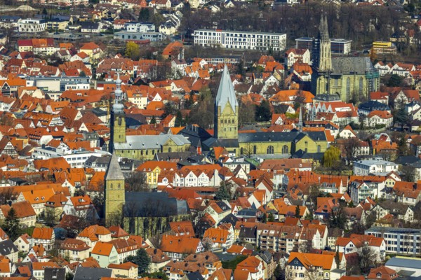 Aerial view, city centre view, old town, protestant church Sankt Maria zur Wiese, St. Petri Alde