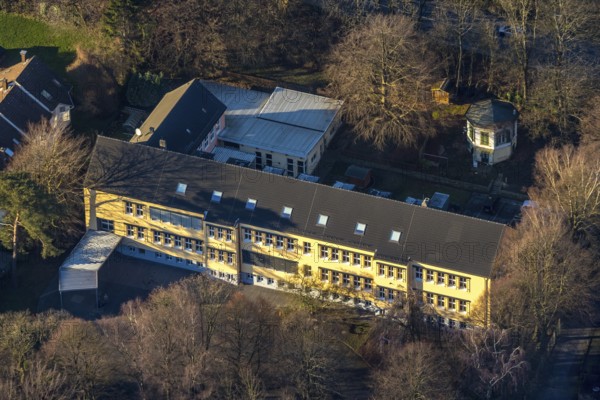 Aerial view, Städt. Gemeinschaftsgrundschule Nordstadt, Schwelm, Ruhr area, North Rhine-Westphalia,