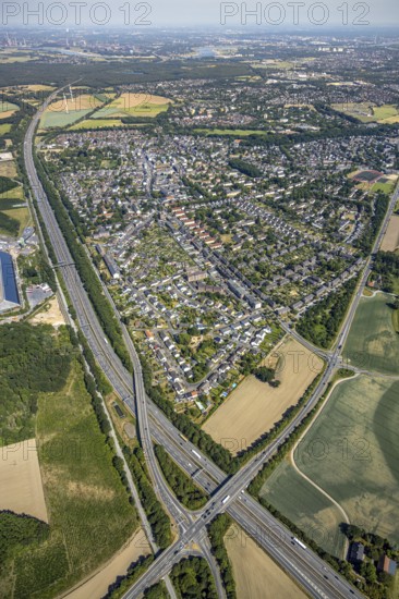 Aerial view, motorway A42, overview Repelen Rheinkamp, Mörs, Ruhr area, North Rhine-Westphalia,