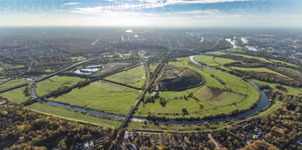 Aerial view, Ruhrbogen Fluss Ruhr, city triangle DU - OB - MH, Ruhrtalradweg, landfill with wind