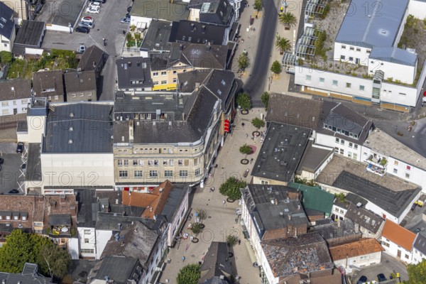 Aerial view, pedestrian zone, Hauptstraße, corner Westwall Nordwall, steles at the site of old city
