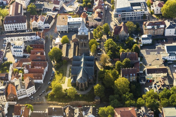 Aerial view, Ev.-Luth. St.-Marien-Kirche, old town, city centre, Minden, Ostwestfalen-Lippe, OWL,