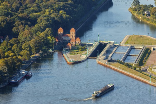 Aerial view, waterway junction Minden, Weserschleuse Minden, Nordstadt, Minden, Ostwestfalen-Lippe,