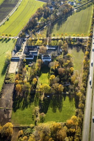 Aerial view, Lauersfort Castle, Kapellen-Holderberg, Mörs, Ruhr area, North Rhine-Westphalia,