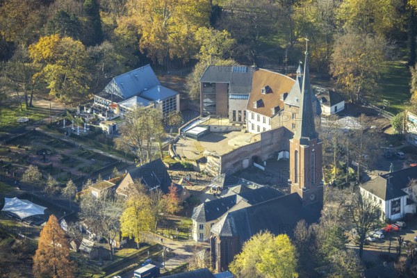 Aerial photograph, Mörs Castle, St Joseph's Catholic Church, Mörs, Ruhr area, North