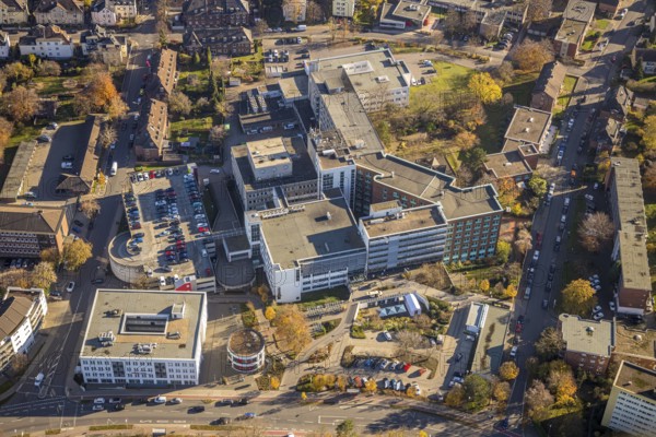 Aerial view, St. Josef Krankenhaus, Asberger Straße, Mörs, Ruhr area, North Rhine-Westphalia,