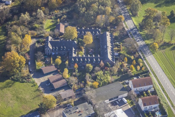 Aerial view, Wohnhof Ueltgesforthof, Zum Ueltgesforthof, Moers-Hülsdonk, Mörs, Ruhr area, North