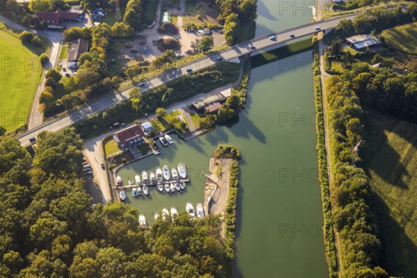 Aerial view, Motor-Yacht-Club am Mittellandkanal, Brücke Berliner Straße, Lübbecke,