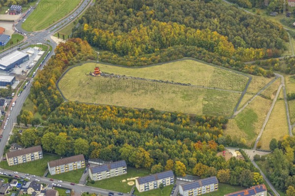 Aerial photo, thousands of spectators watched with great interest as the Gersteinwerk chimney was